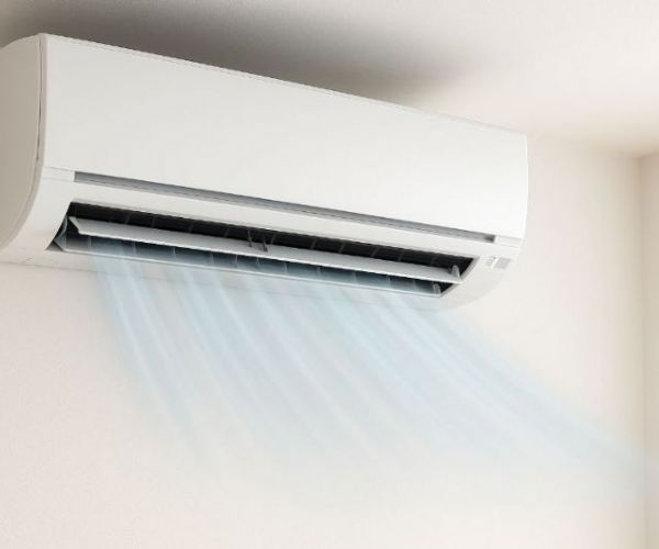 冷氣效能變差別慌！掌握定期清潔與保養重點讓運轉更高效